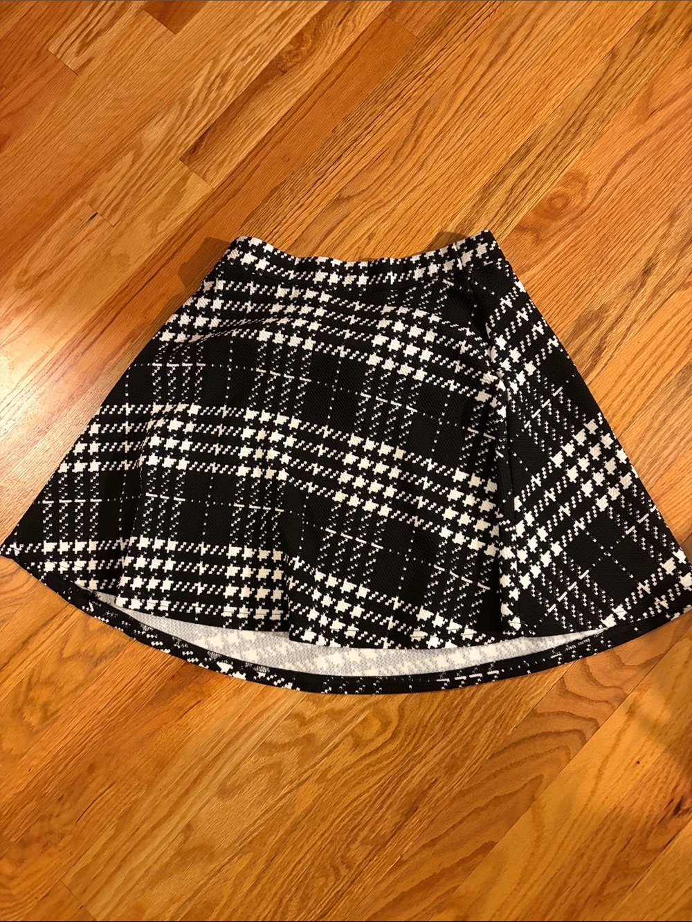 SHEIN Black and White Plaid Skater Skirt MEDIUM